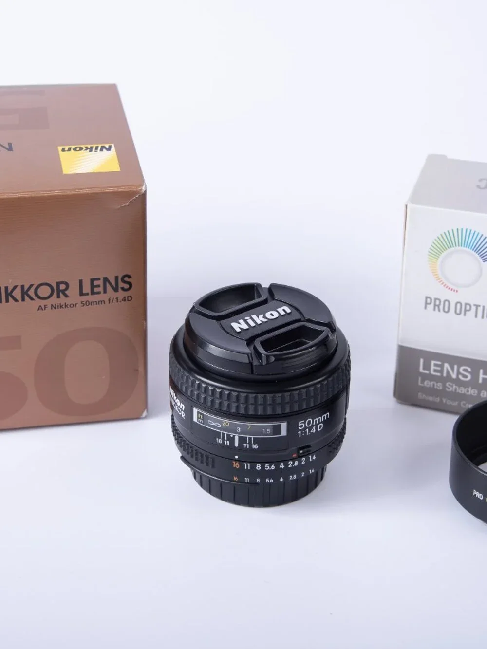 Nikon AF Nikkor 50mm F/1.4D Lens + Bonus EUC